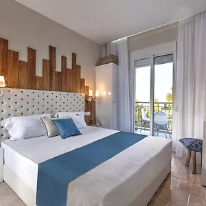 https://avatel-eco-lodge.hotelschalkidiki.net