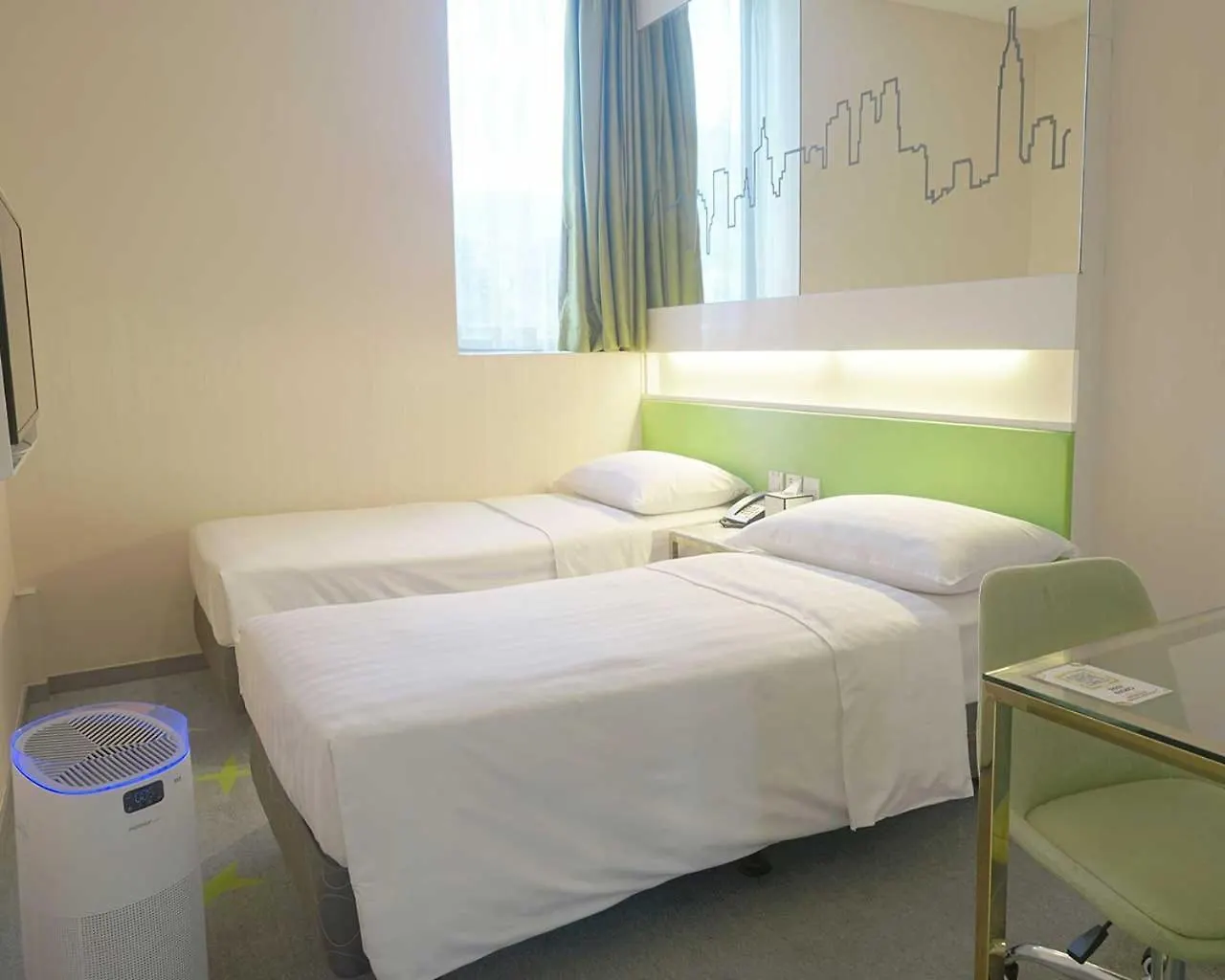 Dorsett Tsuen Wan, Hong Kong Hotel 4*,